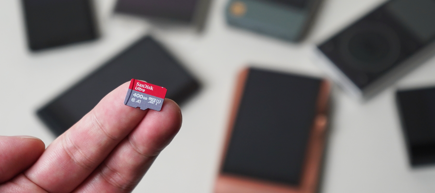 音楽をまるごと持ち歩く! サンディスク400GB microSDが人気DAPでバッチリ使えた